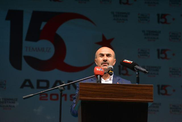 Adana'da 15 Temmuz anma etkinliğine on binler katıldı