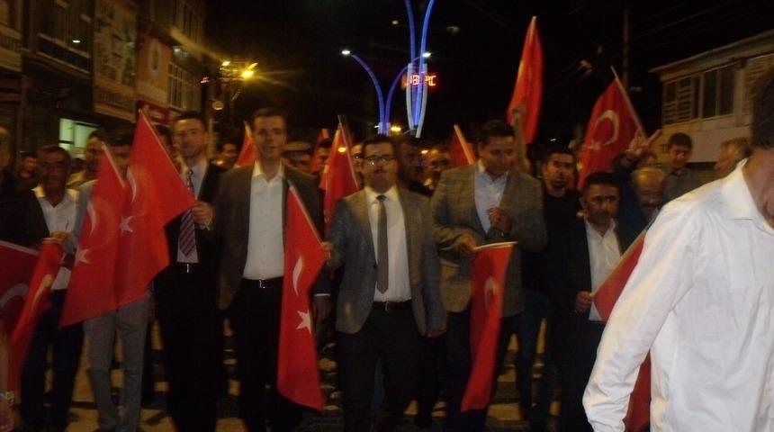 &Ouml;zalp&rsquo;ta Demokrasi ve Milli Birlik G&uuml;n&uuml;