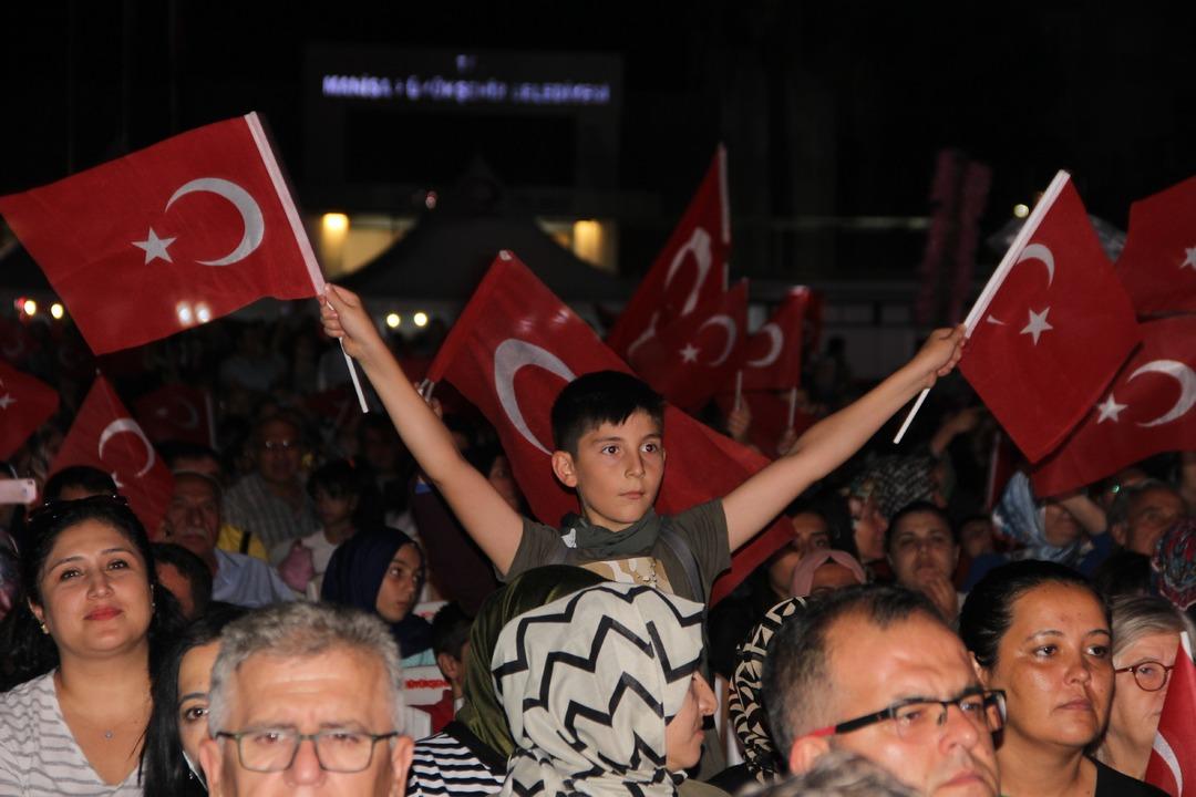 15 Temmuz'un 3. yılında t&uuml;m T&uuml;rkiye meydanları doldurdu