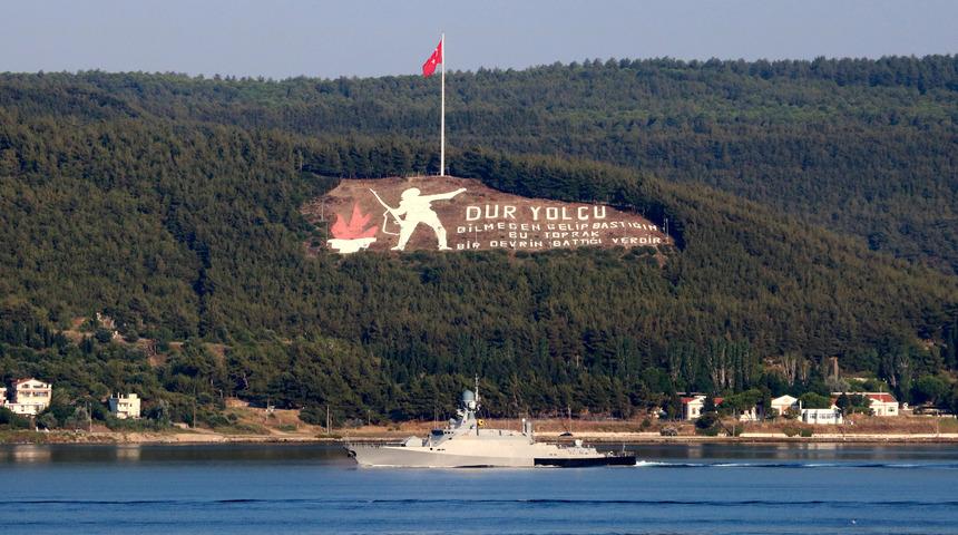 Rus savaş ve askeri kurtarma gemileri Akdeniz'e iniyor