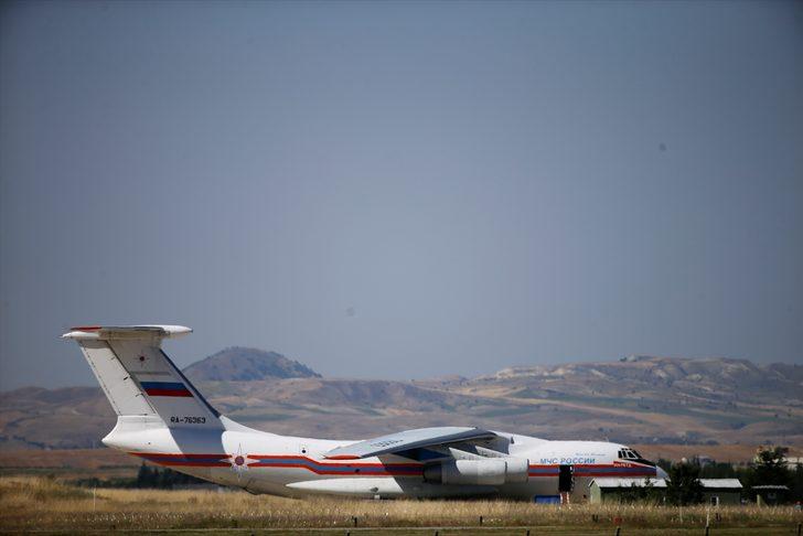 Son dakika! S-400'leri taşıyan bir uçak daha Mürted'e indi G3