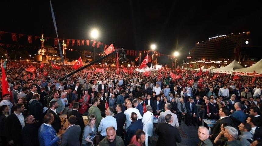 15 Temmuz Demokrasi ve Milli Birlik G&uuml;n&uuml;&rsquo;nde Kayseri OSB Cumhuriyet Meydanı&rsquo;nda Yerini Aldı