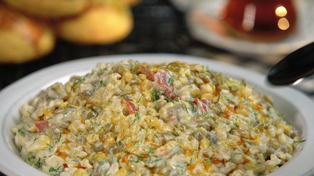 Yoğurtlu Mercimekli Buğday Salatası