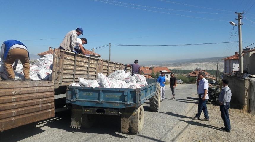Hisarcık&rsquo;ta 495 haneye 713 ton k&ouml;m&uuml;r dağıtıldı