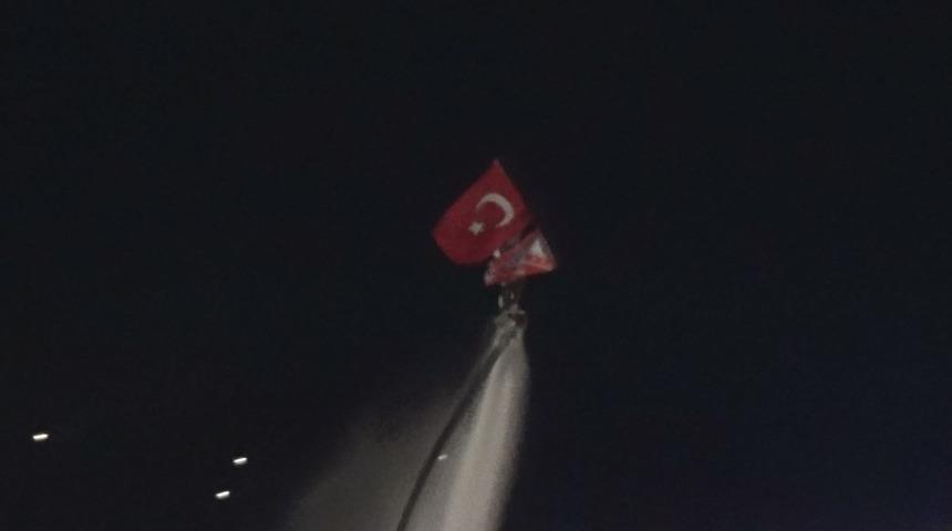 Marmaris&rsquo;te 15 Temmuz şehitleri denizde anıldı