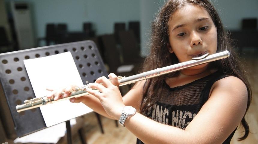 Tablet, telefon yerine flüt eğitimi