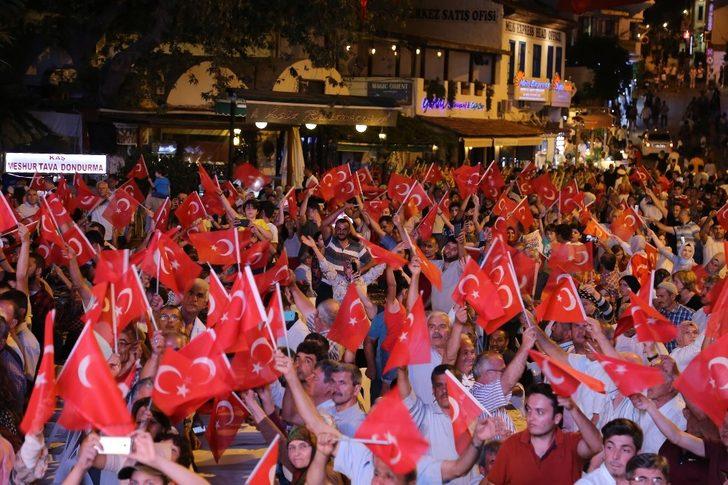 Kaş’ta “15 Temmuz Demokrasi ve Milli Birlik Günü” etkinlikleri G5
