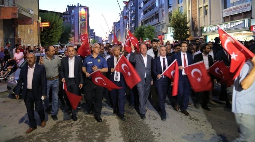 Başkan Opruk&ccedil;u: "40 yıldır m&uuml;cadele ettiğimiz ter&ouml;r &ouml;rg&uuml;tlerinin en sinsisi FET&Ouml;&rsquo;d&uuml;r"