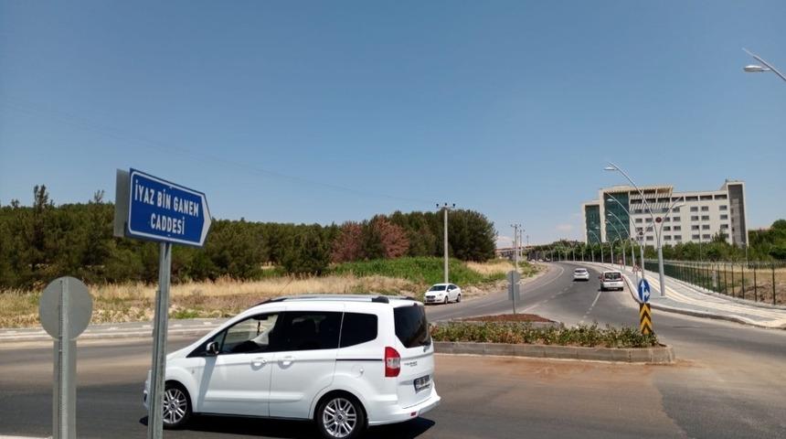 HDP&rsquo;li belediye sahabe ismini taşıyan caddeye, ter&ouml;r su&ccedil;lusunun adını verdi