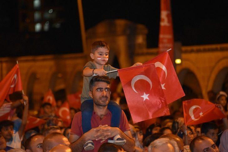 Siverekliler 15 Temmuz Şehitlerini anmak için buluştu G4