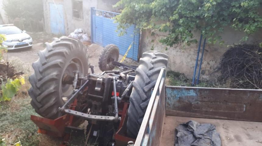 Şuhut&rsquo;ta trakt&ouml;r kazası, 1 yaralı