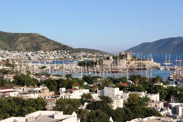 Bodrum turizmi kırmızı alarm veriyor