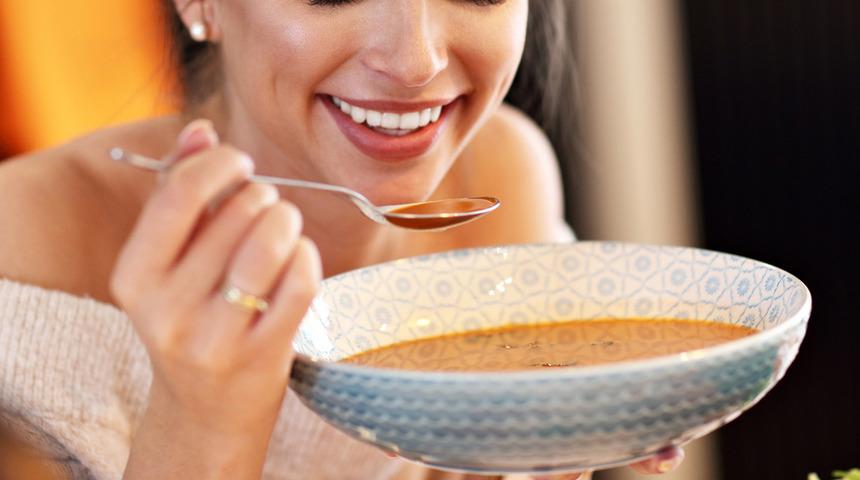 Efsane Sarıkız&rsquo;ın Kazdağı &ccedil;orbası sofraları s&uuml;sl&uuml;yor