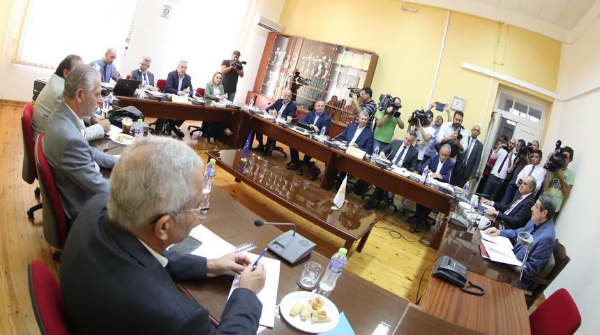 Rumlar, Akıncı’nın 'doğalgaz önerisini' reddetti