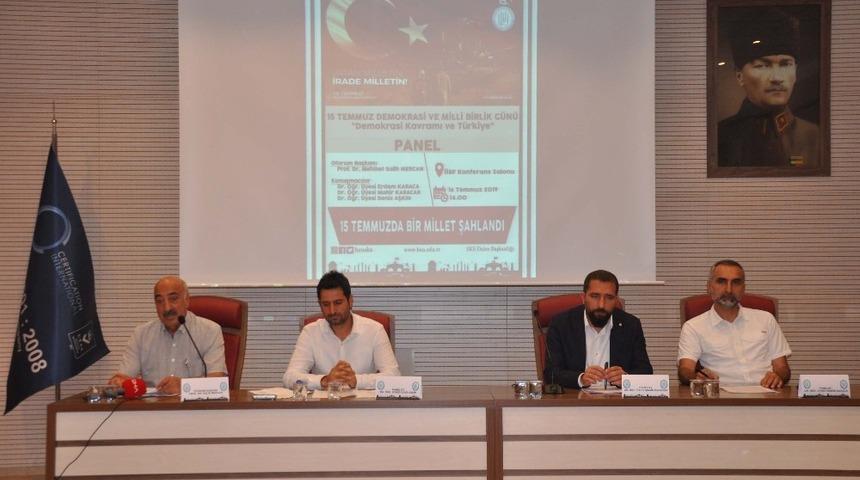 Bitlis&rsquo;te &lsquo;Demokrasi Kavramı ve T&uuml;rkiye&rsquo; konulu panel