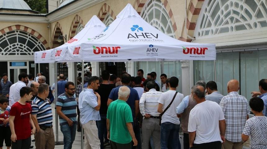 İş adamı Ekrem &Ouml;zen &ouml;l&uuml;m&uuml;n&uuml;n birinci yılında anıldı