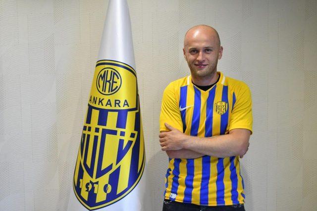 MKE Ankaragücü, Pazdan ile sözleşme uzattı