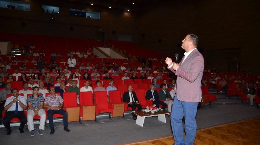 &ldquo;&Ccedil;anakkale&rsquo;den 15 Temmuz&rsquo;a Anadolu İrfanı&ldquo; adlı konferans