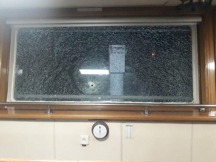 Türk gemisine korsanlar saldırdı! 10 denizci rehin alındı G4