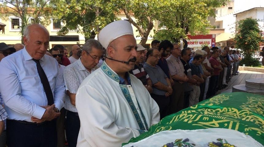 Mustafa Birincioğlu&rsquo;nun annesi son yolculuğuna uğurlandı