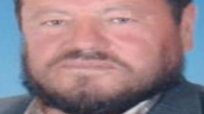 Trakt&ouml;r&uuml;n altında kalan s&uuml;r&uuml;c&uuml; hayatını kaybetti