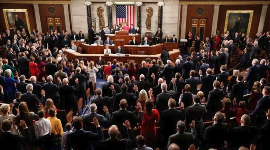 ABD Temsilciler Meclisi'nden Trump'a kınama!