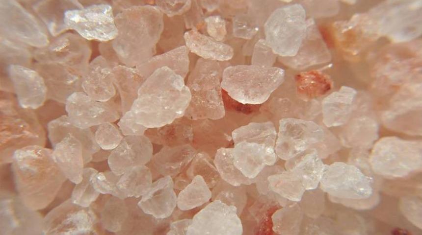 Yaşam Kaynağının Ta Kendisi: Himalaya Tuzu İle Sole Nasıl Hazırlanır?  