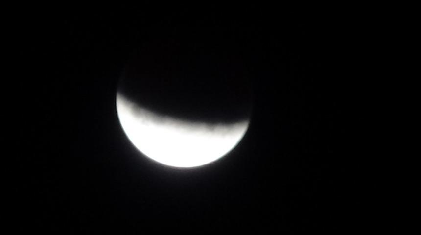 Y&uuml;ksekova&rsquo;da &lsquo;&rsquo;Par&ccedil;alı Ay Tutulması&rsquo;&rsquo; G&ouml;r&uuml;nt&uuml;lendi