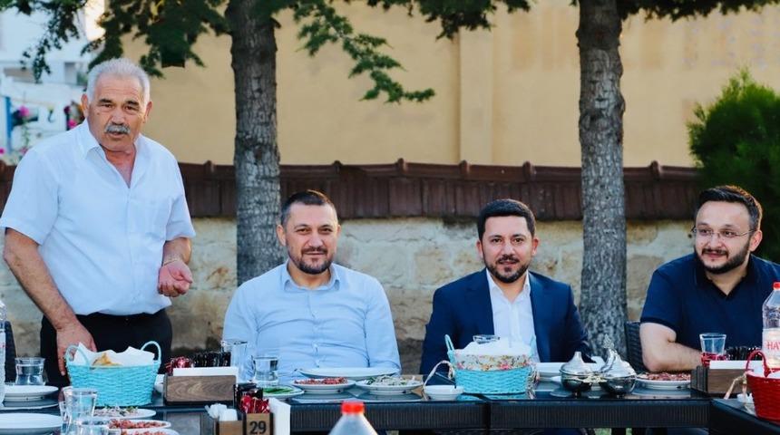 Başkan Arı, oda başkanlarıyla istişare toplantısında bir araya geldi