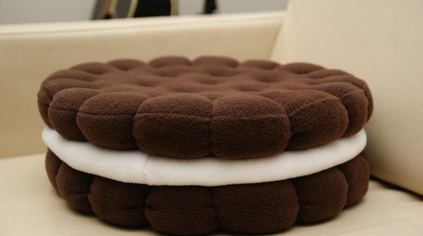 Yeme de Yanında Yat Bul Olsa Gerek: Birbirinden İştah Açıcı 18 Yastık