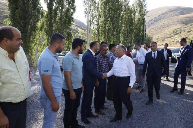 Büyükşehir’den Sarız’a 10 günde rekor yol