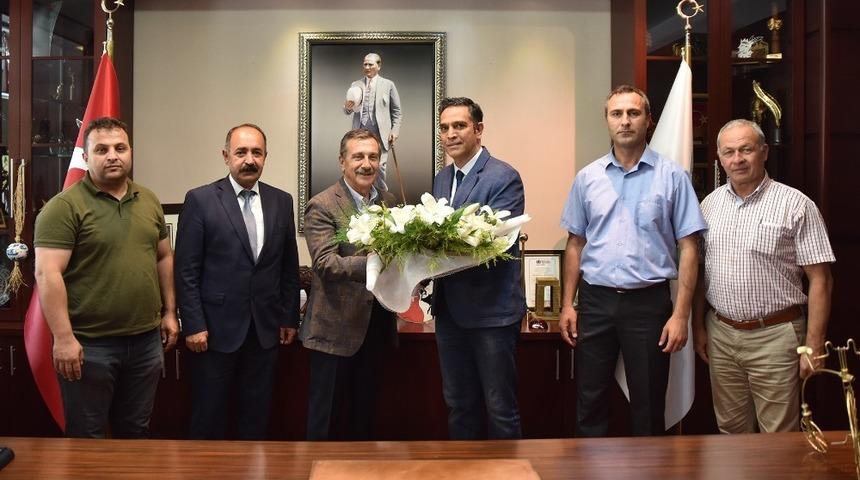 Belediye İş Sendikası&rsquo;ndan Başkan Ata&ccedil;&rsquo;a teşekk&uuml;r ziyareti