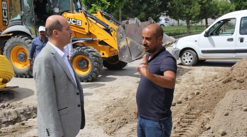 Şuhut’ta doğal gaz çalışmaları devam ediyor