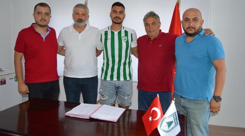 Muğlaspor stoper G&uuml;ray Fırat ile anlaştı