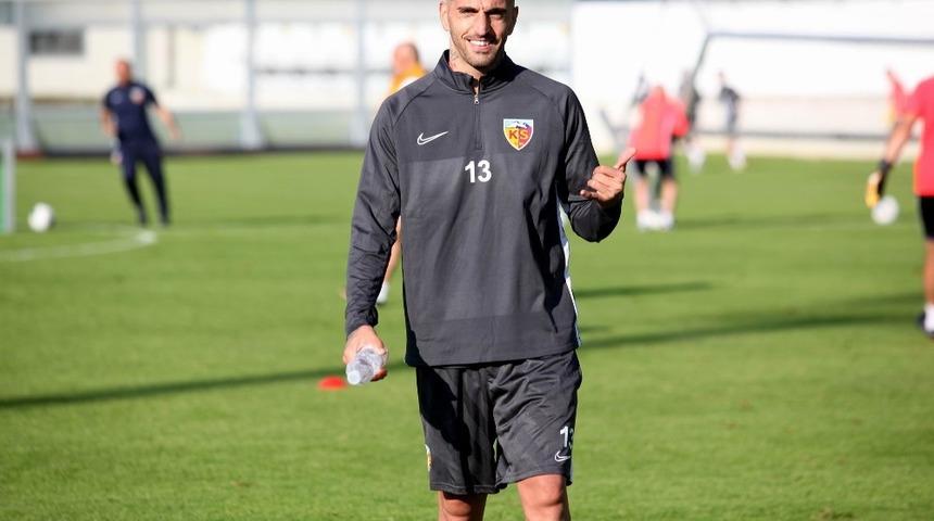 Miguel Lopes kampa katıldı