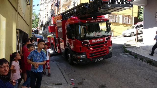 Beyoğlu'nda bebek kurtarma operasyonu