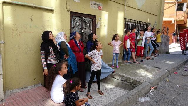 Beyoğlu'nda bebek kurtarma operasyonu