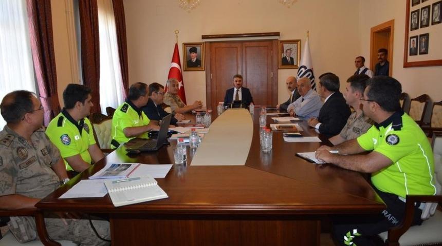 Trafik değerlendirme toplantısı d&uuml;zenlendi