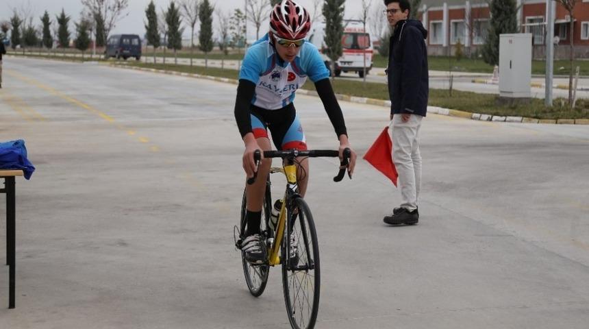 AS&Uuml;&rsquo;de sportif &ccedil;eşitlilik artmaya başladı