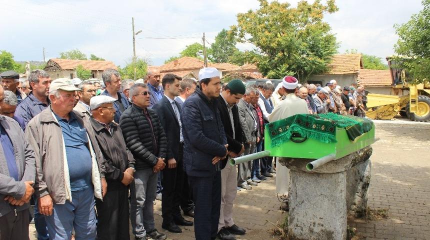 Minik Rıdvan g&ouml;zyaşları i&ccedil;inde defnedildi