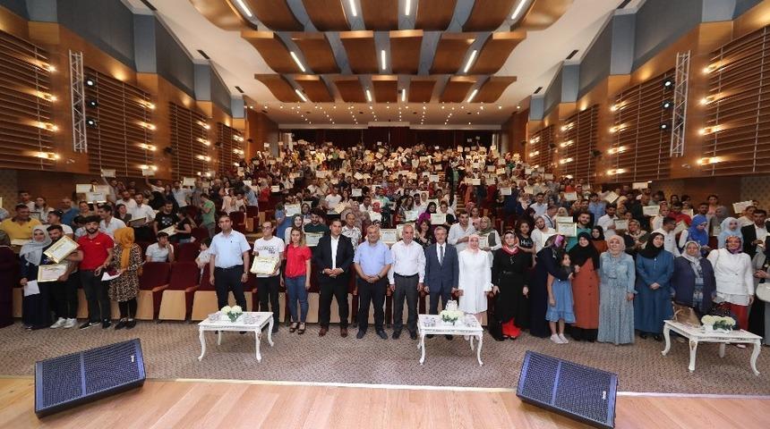 Evlilik Okulu&rsquo;nda  aile i&ccedil;i iletişim anlatıldı