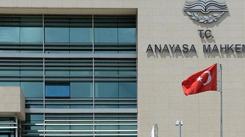 Anayasa Mahkemesinden 'çekilmeyen emekli aylığı' kararı