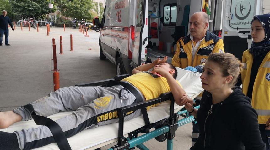 Efe'ye otomobil çarptı, annesi gözyaşlarına boğuldu