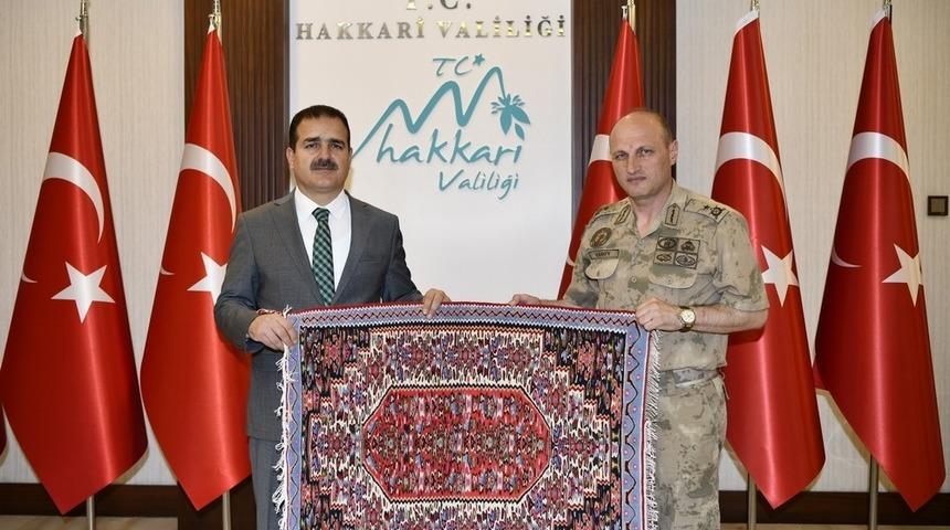 Tuğgeneral Ersoy&rsquo;dan Vali Akbıyık&rsquo;a ziyaret