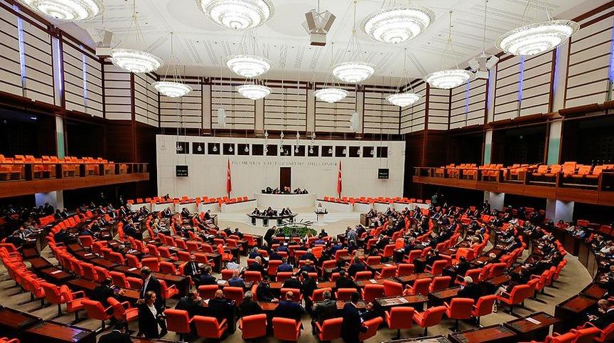 Son dakika: Varlık Barışı'nı 6 ay uzatan düzenlemeyi de içeren torba kanun teklifi Meclis'te kabul edildi