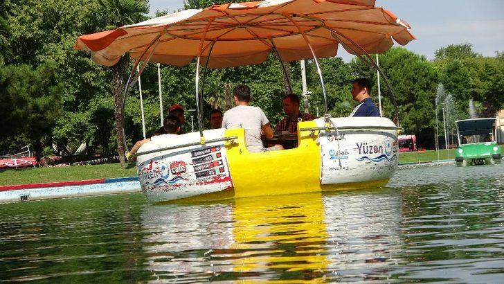 Bu kafe yüzüyor! G4