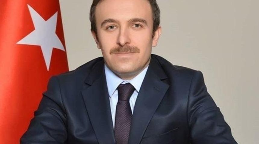 T&uuml;rkiye&rsquo;nin en gen&ccedil; Valisi Bayburt&rsquo;a atandı