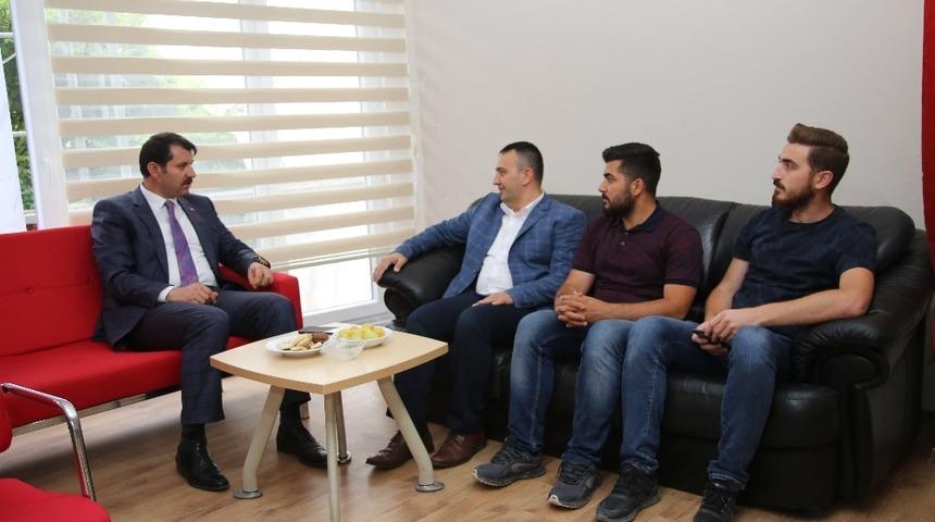 Vali Ayhan&rsquo;dan İHA&rsquo;ya ziyaret