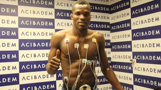 Sivasspor'da Isaac Cofie sağlık kontrolünden geçti