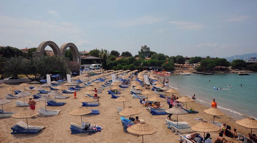 Seferihisar'da mavi bayraklı halk plajı sayısı 8'e y&uuml;kseldi